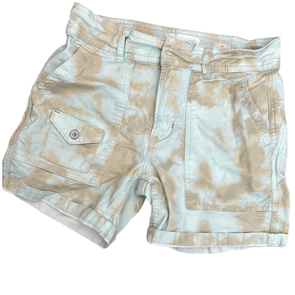 Anthropologie Tie-Dye Camo Cargo Shorts in Tan and blue shorts, Women’s size 26